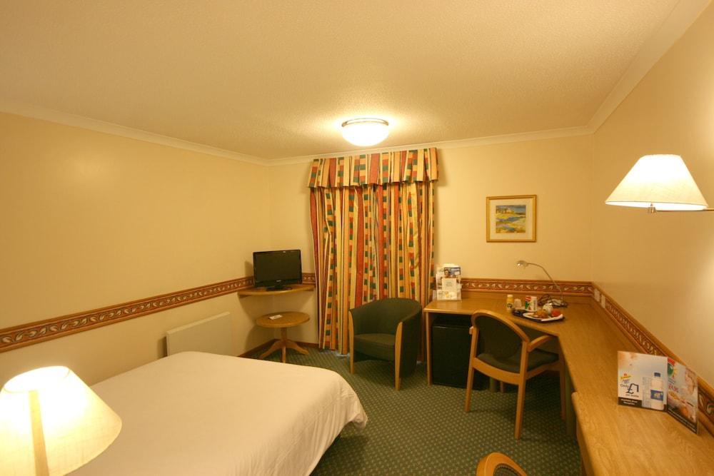 Days Inn By Wyndham Donington Castle Donington Kültér fotó