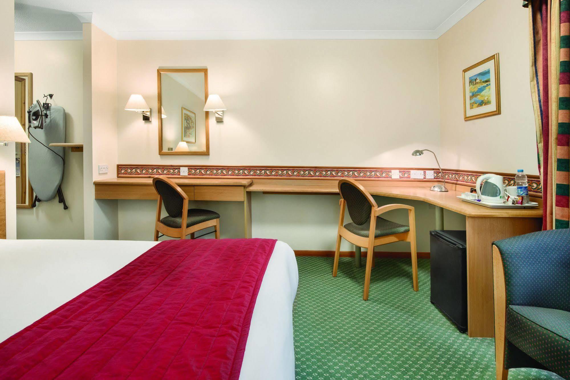 Days Inn By Wyndham Donington Castle Donington Kültér fotó